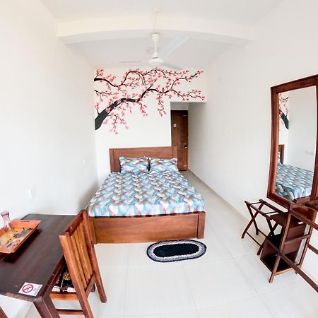 Baden Beach Hotel 卡尔库达 外观 照片