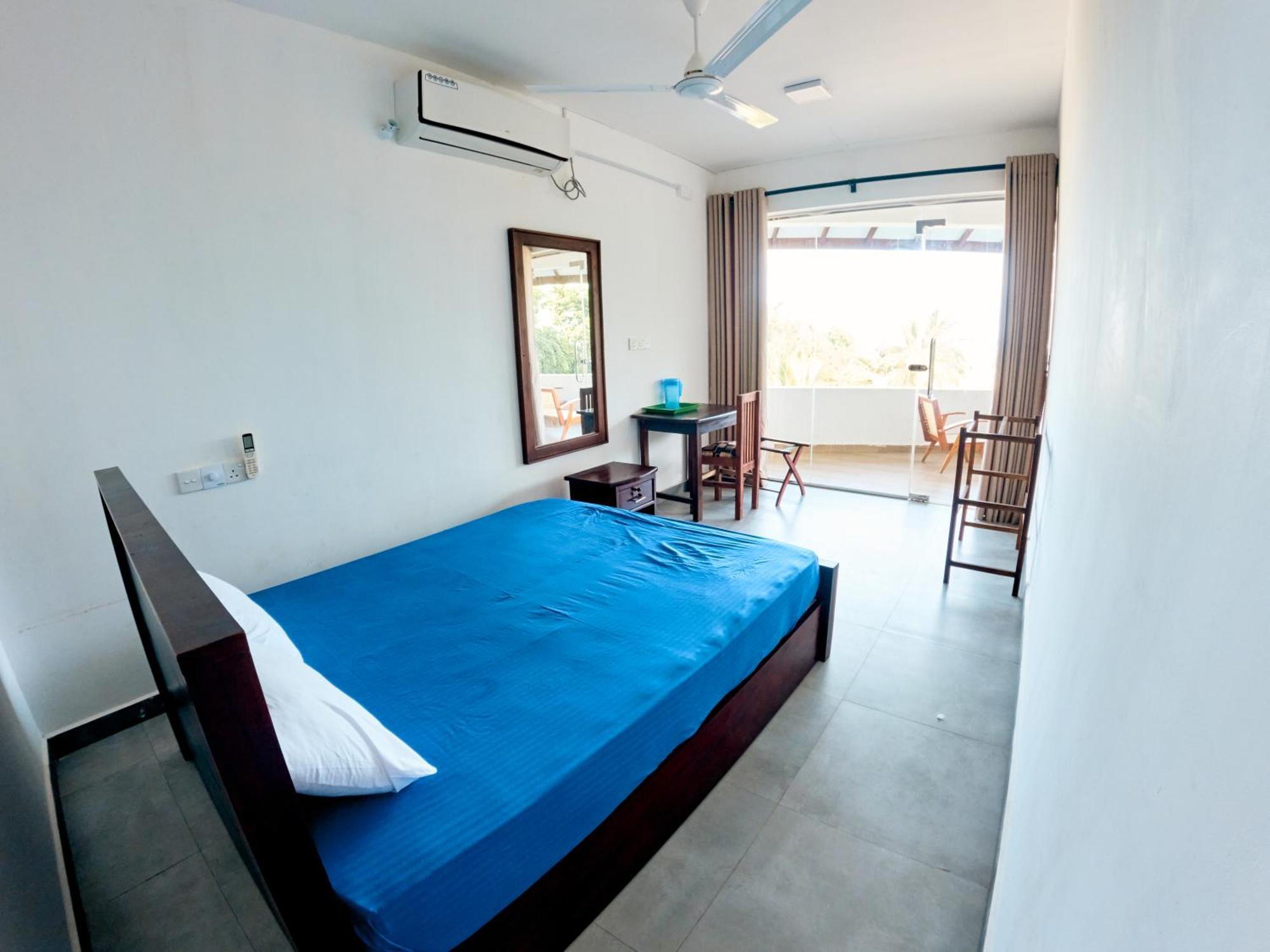 Baden Beach Hotel 卡尔库达 外观 照片